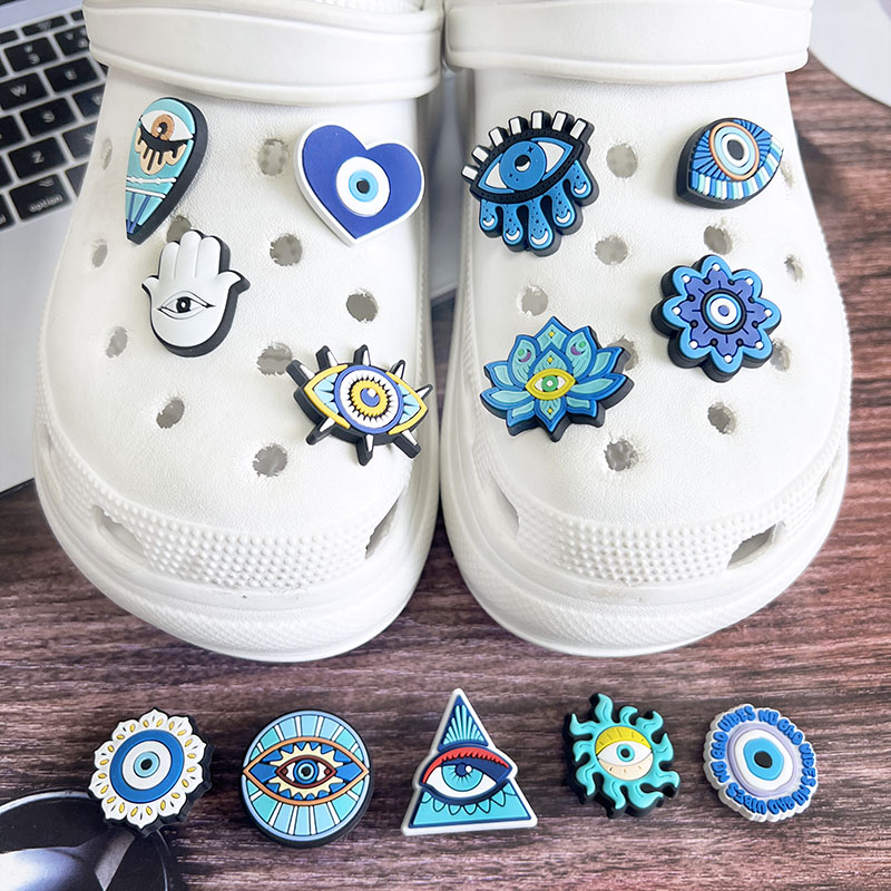 Recién llegado, Pin de dijes d - Men Accessories Evil Eye reseña y precio