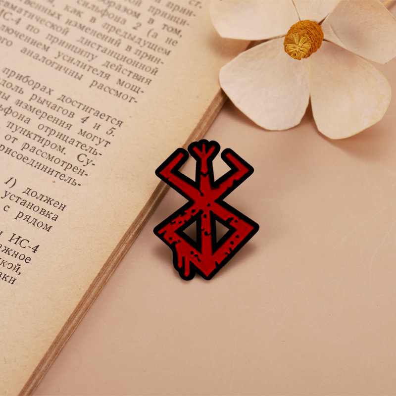 Pin de solapa de metal esmalta - Men Accessories Online reseña y precio
