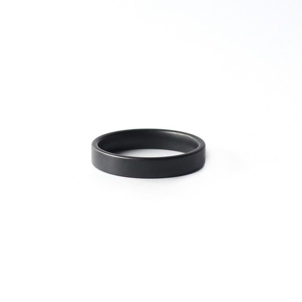 Anillo de cerámica negro mate  - Men'S Accessories Essentials reseña y precio